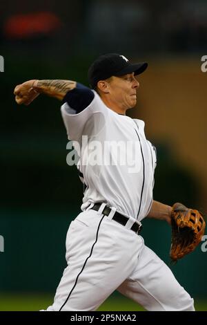 Detroit Tigers third baseman Brandon Inge stretches his wrist