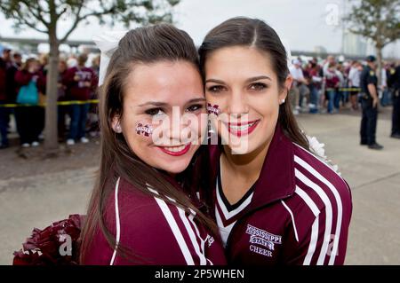 Mississippi State to play Northwestern in 2013 TaxSlayer.com Gator