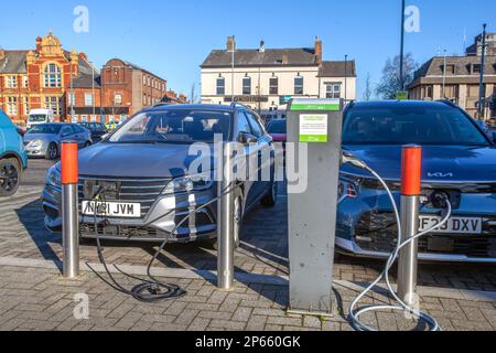 2021 MG 5 EXCLUSIVE 1 speed automatic connected to ROLEC Free to Use,  Electric Vehicle Charging point Chorley Market Walk, Lancashire, UK Stock Photo