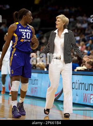 Los Angeles Sparks forward Nneka Ogwumike (30) and guard Chennedy Carter  (7) pose during media day, Wednesday, Apr. 27, 2022, in Torrance, Calif.  Photo via Newscom Stock Photo - Alamy