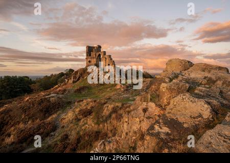The Mow Cop castle on the Cheshire Staffordshire border, Cheshire, England, United Kingdom, Europe Stock Photo