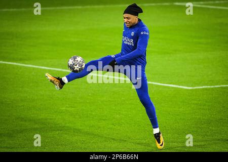 Munich, France, Germany. 7th Mar, 2023. Kylian MBAPPE of PSG during a Paris Saint-Germain training session at Allianz Arena Stadium on March 07, 2023 in Munich, Germany. (Credit Image: © Matthieu Mirville/ZUMA Press Wire) EDITORIAL USAGE ONLY! Not for Commercial USAGE! Stock Photo