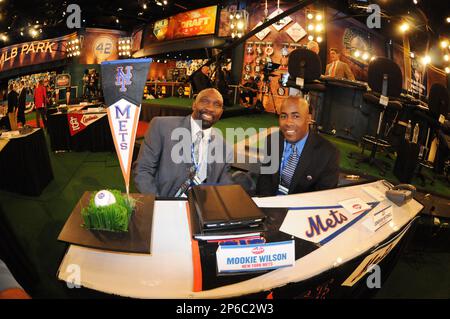 Mookie Wilson of New York Mets is shown iin 1986. (AP Photo Stock Photo -  Alamy