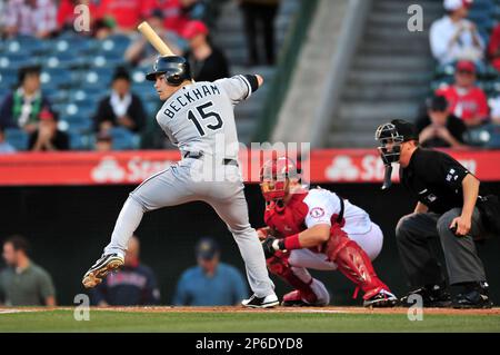 Angels acquire Gordon Beckham from White Sox 