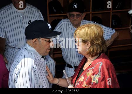 Former New York Yankees star catcher Yogi Berra and Diana Munson (the late Thurman  Munson's wife) during Old Timers Day at Yankee Stadium on June 26, 2011 in  Bronx, NY. (AP Photo/Tomasso DeRosa Stock Photo - Alamy