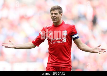 Gerrard best sale everton shirt