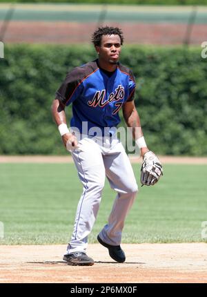 Jose Reyes warms up during batting practice prior to the New York