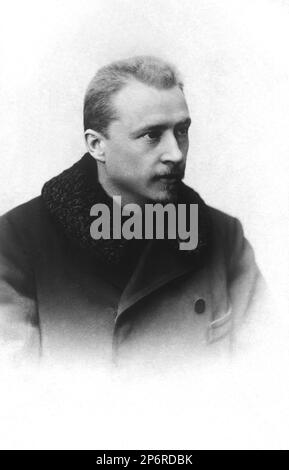 1930 c, AUSTRIA : The austrian music composer HUGO WOLF ( 1860 - 1903 ) . He composed many works , but is best known for his 350 LIEDER , author of Opera IL CORREGITOR ( 1896 ).  - COMPOSITORE - OPERA LIRICA - CLASSICA - CLASSICAL - PORTRAIT - RITRATTO - MUSICISTA - MUSICA  - moustache - baffi - astrakan - pelliccia - fur - -- ARCHIVIO GBB Stock Photo