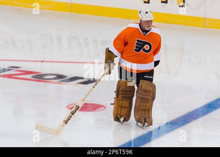 Bobby Clarke, Ed Snider and Bernie Parent  Flyers players, Ed snider,  Philadelphia sports