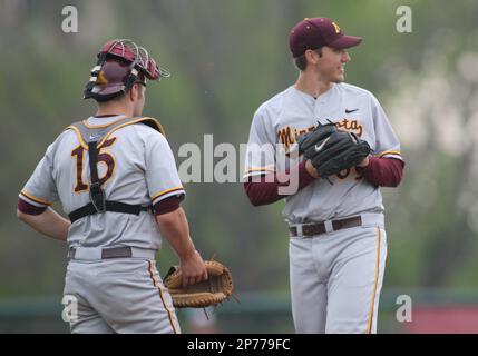 April 23, 2011: Minnesota Golden Gophers shortstop Matt Puhl (16) at bat  during an NCAA Baseball game between the Minnesota and Indiana University  at Sembower Field in Bloomington, Indiana. (Cal Sports Media