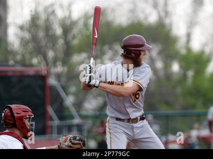 April 23, 2011: Minnesota Golden Gophers shortstop Matt Puhl (16) at bat  during an NCAA Baseball game between the Minnesota and Indiana University  at Sembower Field in Bloomington, Indiana. (Cal Sports Media