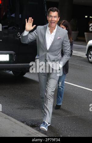 New York, NY, USA. 07th Mar, 2023. Jerry O'Connell seen arriving at CBS Mornings to promote the new season of 'The Talk' on March 07, 2023 in New York City. Credit: Rw/Media Punch/Alamy Live News Stock Photo