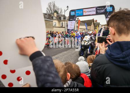 France, 08 March 2023. Saint-Amand-Montrond, France, 08/03/2023, Illustration picture shows the start of stage 4 of the 81st edition of the Paris-Nice eight days cycling race, from Saint-Amand-Montrond to La Loge des Gardes (164,7 km) in France, Wednesday 08 March 2023. BELGA PHOTO DAVID PINTENS Stock Photo