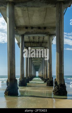 The Scripps pier in La Jolla during the 2007 Firestorm Stock Photo - Alamy