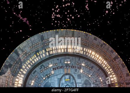 Star trek enterprise hi-res stock photography and images - Alamy