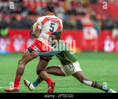 Vancouver, Canada. 5th March, 2023. Kameli Raravou Latianara Soejima of Japan (L) is tackled by Mfundo Ndhlovu of South Africa (R) during Day 3 - HSBC Stock Photo