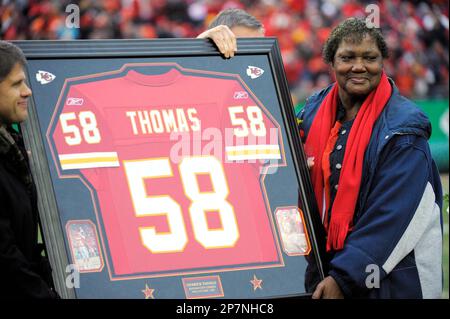 Derrick Thomas of the Kansas City Chiefs Stock Photo - Alamy