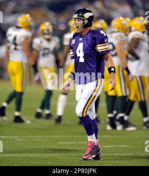 Photo: Minnesota Vikings quarterback Brett Favre reacts after throwing his  500th career touchdown pass at New Meadowlands Stadium in New Jersey -  NYP20101011113 