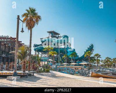 La Mer Beach and beachfront shops La Mer Central in Dubai, United Arab Emirates Stock Photo