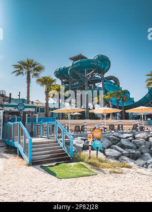 La Mer Beach and beachfront shops La Mer Central in Dubai, United Arab Emirates Stock Photo