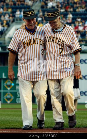 22 August 2009: Manager of the 1979 Pirates Chuck Tanner, Manny Sanguillen  (35), Kent Tekulve (27) and members of the 1979 World Champion Pittsburgh  Pirates were honored on the 30th anniversary of