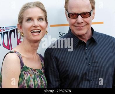 Bridget Fonda, Danny Elfman, Molly Elfman Film Independent Screening Of  'Taking Woodstock' Held at The Arclight Theatres Stock Photo - Alamy