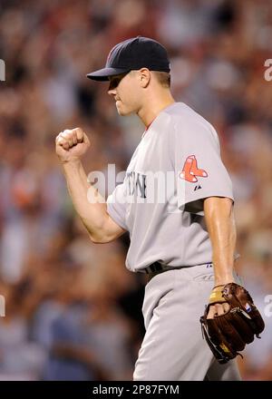 Jonathan Papelbon Fires First Pitch At Full Effort Before ALCS Game 3  Between Red Sox And Astros - CBS Boston