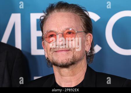 Los Angeles, United States. 08th Mar, 2023. LOS ANGELES, CALIFORNIA, USA - MARCH 08: Irish singer-songwriter, activist, and philanthropist Bono (Paul David Hewson) arrives at the Los Angeles Premiere Of Disney 's Music Docu-Special 'Bono & The Edge: A Sort of Homecoming, With Dave Letterman' held at The Orpheum Theatre on March 8, 2023 in Los Angeles, California, United States. (Photo by Xavier Collin/Image Press Agency) Credit: Image Press Agency/Alamy Live News Stock Photo