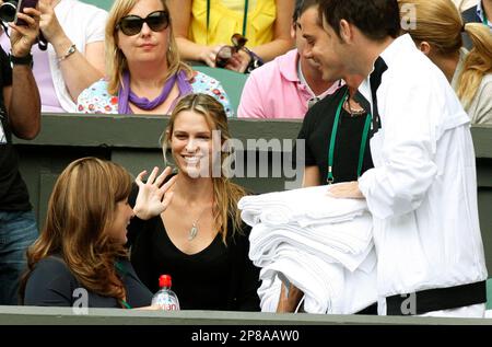 Tommy Haas and his wife Sara Foster attend the premiere of „Indiana ...