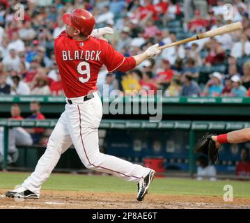 Texas Rangers first baseman Hank Blalock during a baseball game against the  Tampa Bay Rays, Saturday, July 4, 2009, in Arlington, Texas. (AP Photo/Matt  Slocum Stock Photo - Alamy