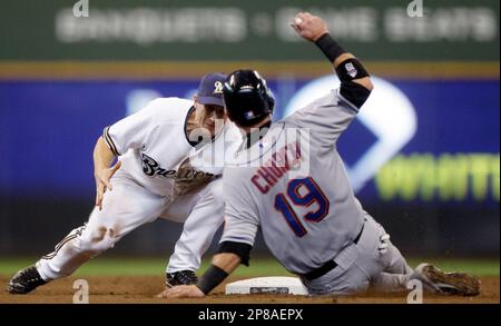 MILWAUKEE, WI - JULY 30: Shortstop Craig Counsell #30 of the