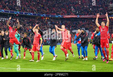 FCB team celebrate with fans, Dayot Upamecano , FCB 2 Joshua KIMMICH, FCB 6  Matthijs de Ligt, FCB 4 Leon GORETZKA, FCB 8  in the eighth finals match   FC BAYERN MUENCHEN -  PARIS SG 2-0 of football UEFA Champions League, match  in season 2022/2023 in Paris, Mar 08, 2023.  Achtelfinale, FCB, Munich, PSG © Peter Schatz / Alamy Live News Stock Photo