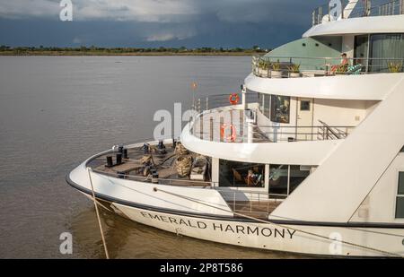 The river cruise ship 'Emerald Harmony' moored at Phnom Penh in Cambodia. Then ship operates between Phnom Penh and Ho Chi Minh City in Vietnam. Stock Photo