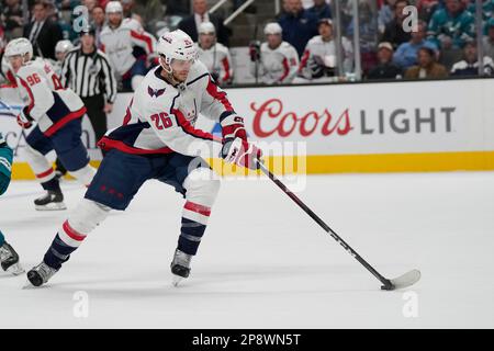 Washington Capitals center Nic Dowd (26) looks on during the second period  of an NHL hockey game against the Calgary Flames, Friday, Nov. 25, 2022, in  Washington. (AP Photo/Nick Wass Stock Photo - Alamy