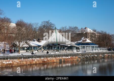 Waterfront cafe Café Ursula on a sunny summer day in Kaivopuisto district of Helsinki, Finland Stock Photo