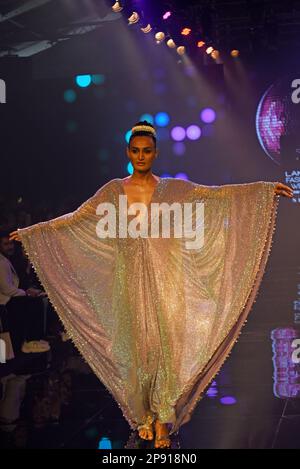 Mumbai, Maharashtra, India. 10th Mar, 2023. A fashion model poses during Lakme Fashion Week X FDCI in Mumbai, India, 10 March, 2023. (Credit Image: © Indranil Aditya/ZUMA Press Wire/Alamy Live News) EDITORIAL USAGE ONLY! Not for Commercial USAGE! Stock Photo