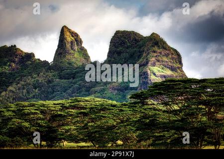 The rugged Kalalea Mountain ridge on Kauai, Hawaii. Stock Photo