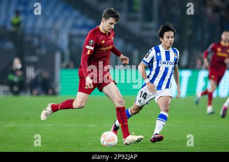 Rome, Italy. 09th Mar, 2023. Diego Llorente of AS Roma during the UEFA Europa League round of 16 leg one match between Roma and Real Sociedad at Stadio Olimpico, Rome, Italy on 9 March 2023. Credit: Giuseppe Maffia/Alamy Live News Stock Photo
