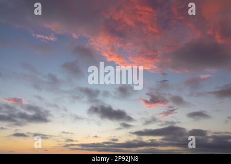 Beautiful sky at sunset with pink clouds, sky remplacement, nature background Stock Photo
