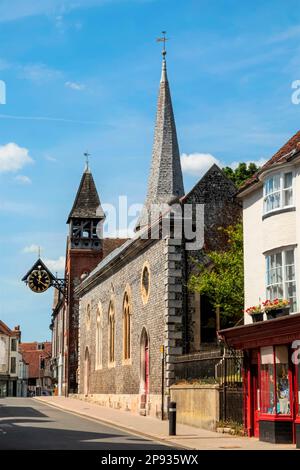 England, East Sussex, Lewes, The High Street and St.Michael In Lewes Church Stock Photo