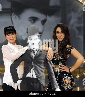 Oona Chaplin with her mother Geraldine Chaplin Charlie Chaplin ...