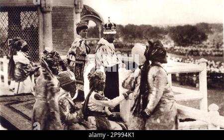 1910 's , INDIA  : The  Queen MARY ( born Princess  of Teck ,  1867 - 1953 ) , mother of two Kings  of Great Britain : Edward VIII and George VI King . With King GEORGE V of the United Kingdom ( Prince of Cornwall and York , 1865 - 1936 ) . Was the first British Royal Family belonging to the House of Windsor, which he created from the British branch of the German House of Saxe-Coburg-Gotha . As well as being King of the United Kingdom, and the Commonwealth Realms, George was also the Emperor of India and the first King of the Irish Free State . Reigned from 6 May 1910 through World War I ( 191 Stock Photo