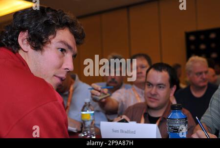 Oklahoma's Heisman winning quarterback Sam Bradford smiles while fielding  questions from reports during a news conference Saturday, Jan 3, 2009 in  Fort Lauderdale, Fla. Florida plays Oklahoma in the BCS Championship NCAA