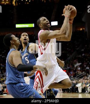 Washington Wizards' Dominic McGuire goes in for a dunk during the fourth  quarter of an NBA basketball game against the New Jersey Nets on Tuesday,  Dec. 2, 2008 in East Rutherford, N.J.