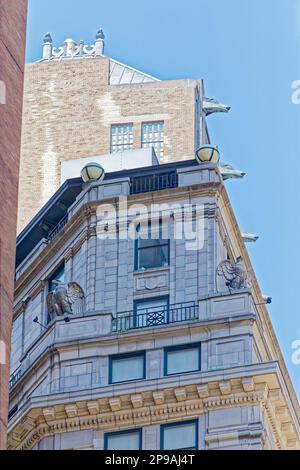 Stone High Rise NYC Financial District: Munson Building is a landmark brick-and-stone ...