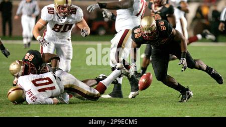 Seminole defensive end Everette Brown sacks Alabama quarterback