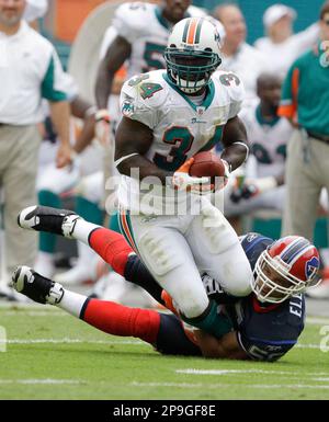 Buffalo Bills' linebacker Keith Ellison warms-up prior to the Bills' pre-season  game against the Washington Redskins at FedEx Field in Landover, Maryland  on August 9, 2008. (UPI Photo/Kevin Dietsch Stock Photo 