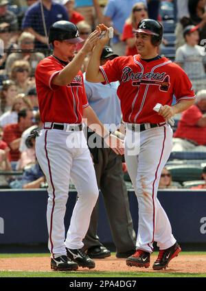 Teixeira's hit in 17th inning lifts Braves past Astros, 7-6