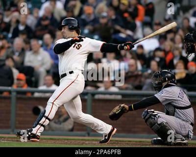 The Giants' Aaron Rowand hits a single in the fifth inning against the Los  Angeles Dodgers on Saturday at Dodger Stadium. (Michael Macor/San Francisco  Chronicle via AP Stock Photo - Alamy