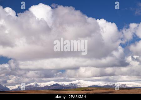 Snow covered mountains in the Snowdonia National Park, North Wales Stock Photo
